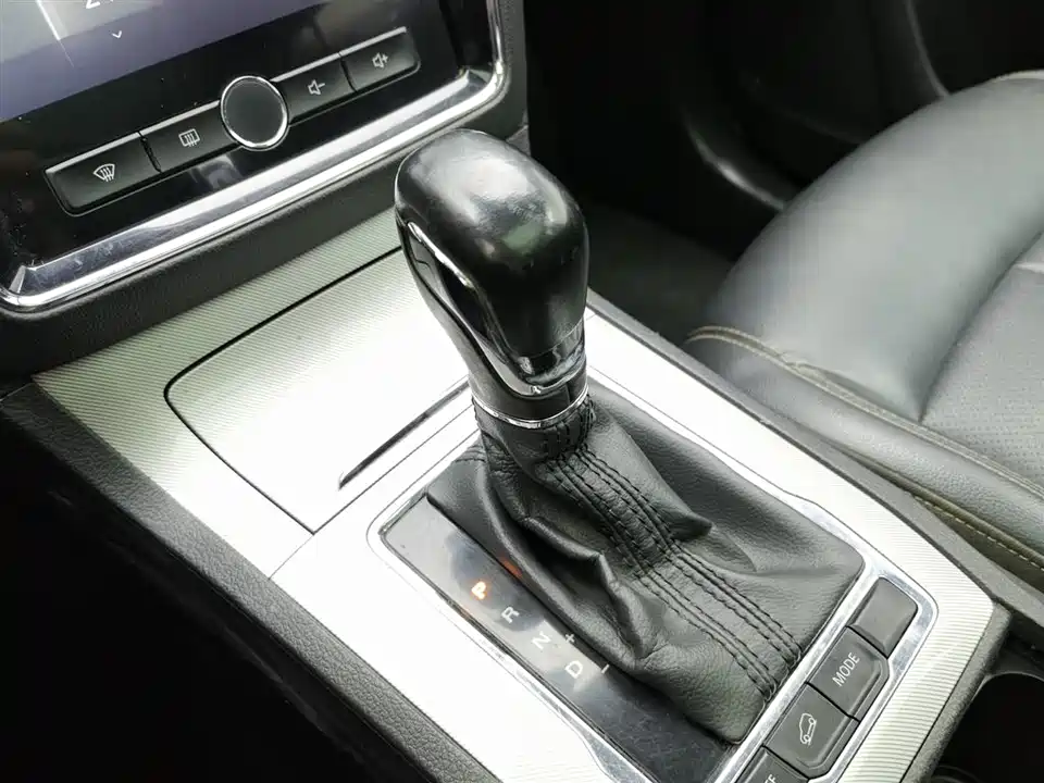 Roewe RX5 New energy