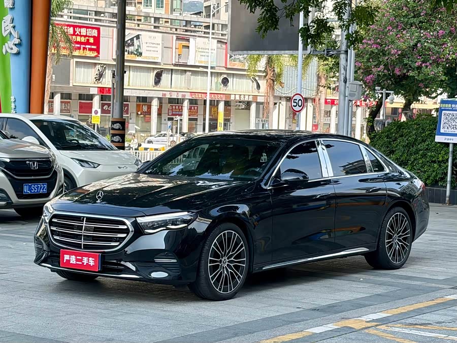 Mercedes-Benz E-Class 2025, фото 1