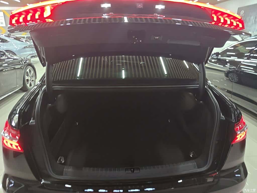 Audi A6L, 2022 19