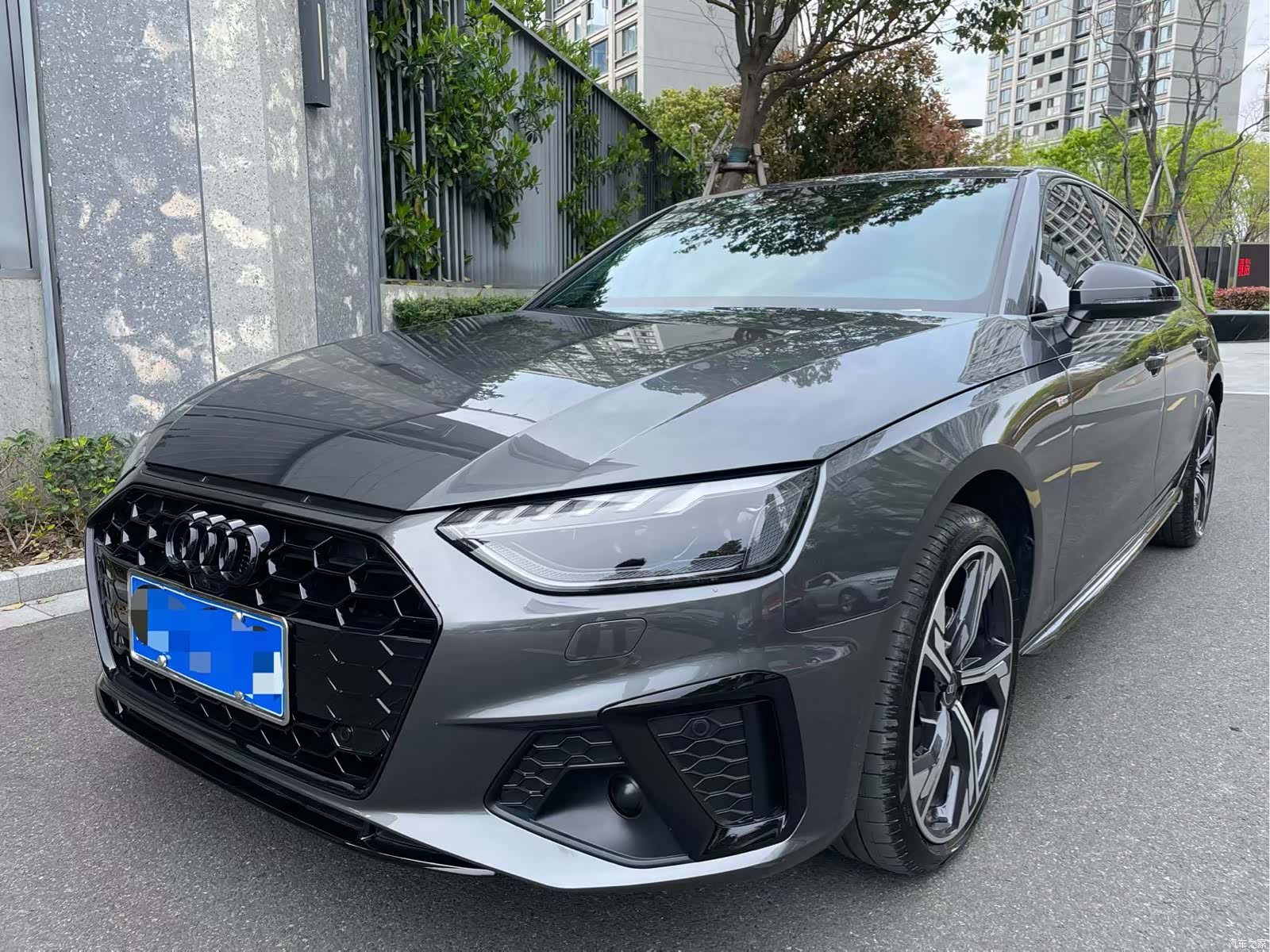 Audi A4L, 2025 1