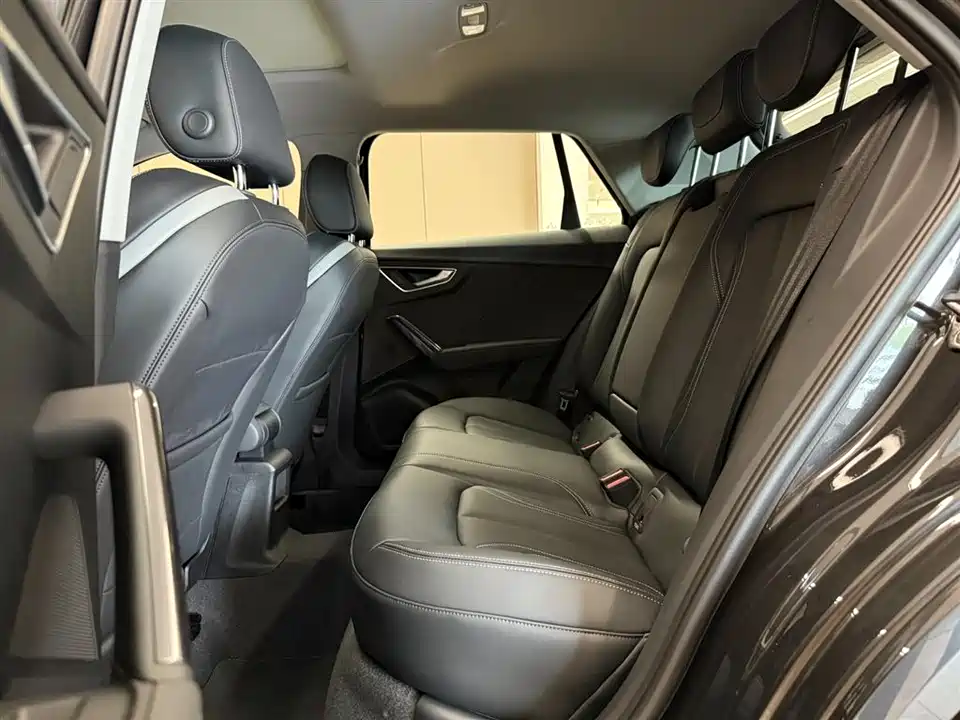 Audi Q2L Audi Q2L