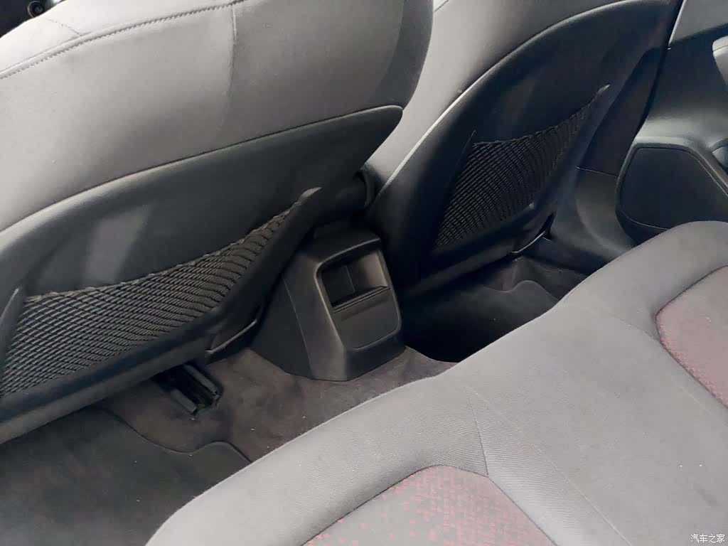 Audi A3, 2018 9