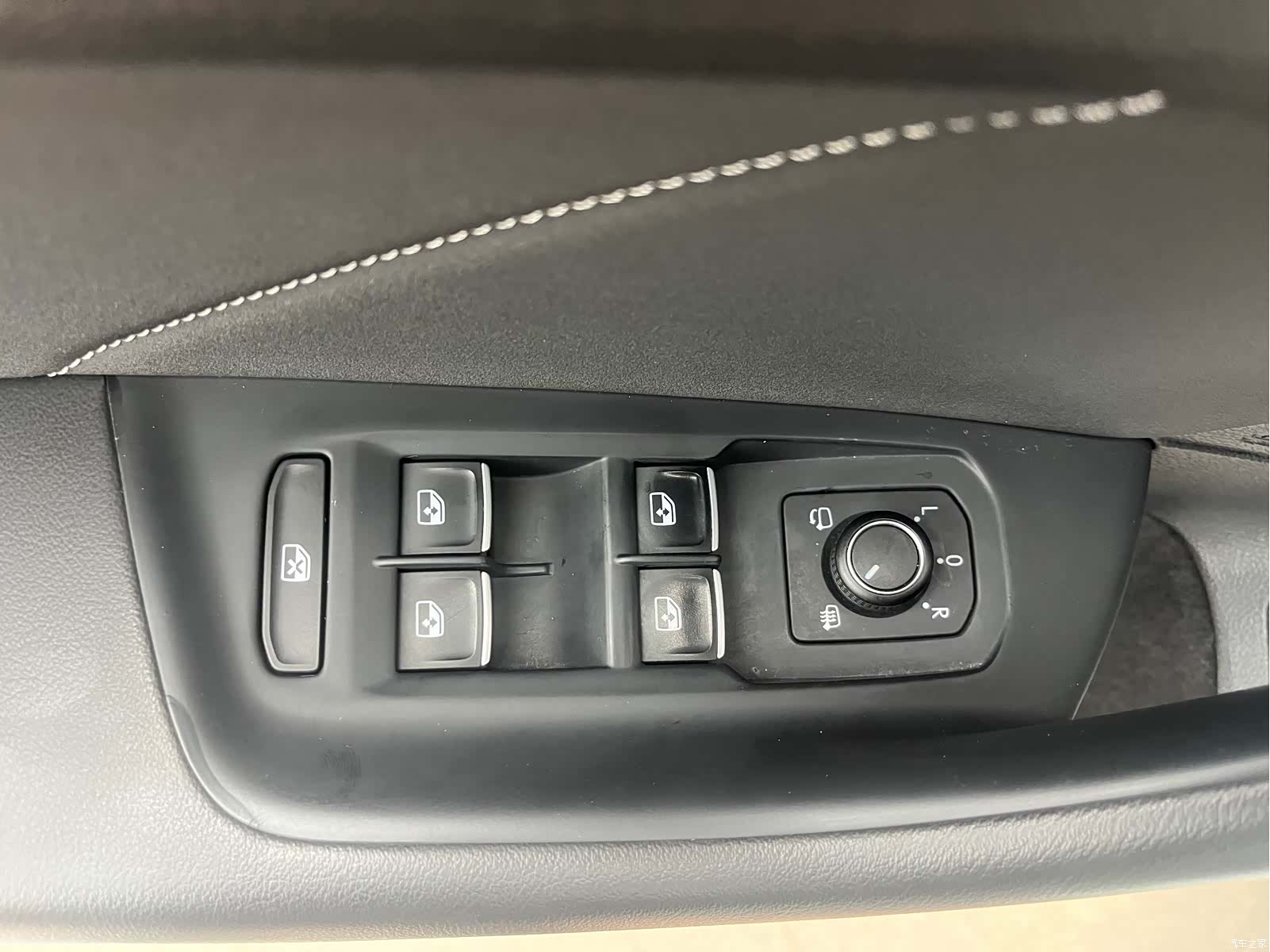 Volkswagen CC, 2022 11