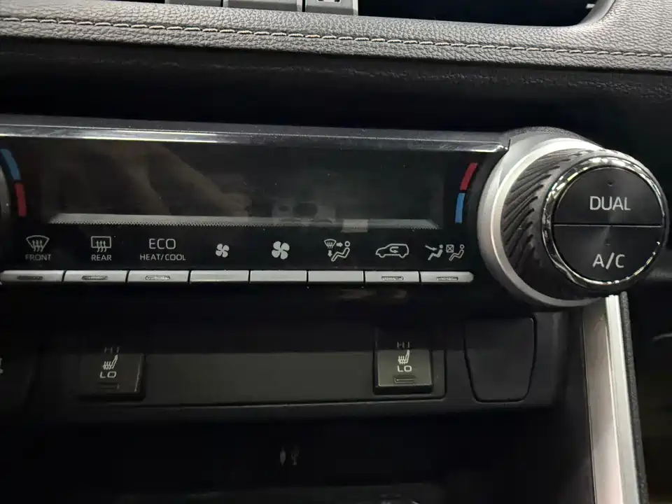 Toyota RAV4 Rongfang