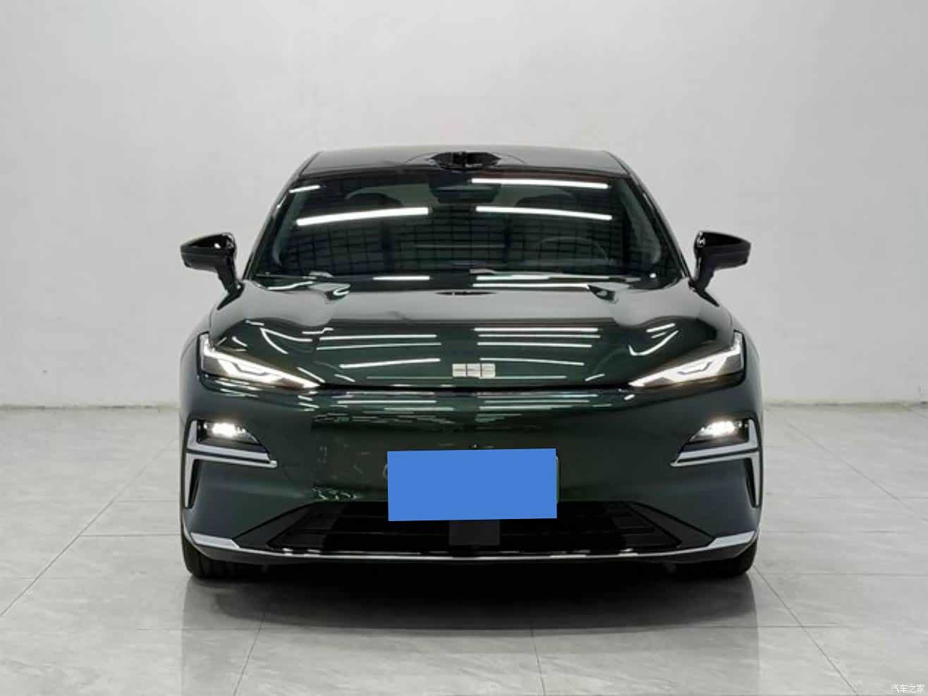 Geely 8, 2025 2
