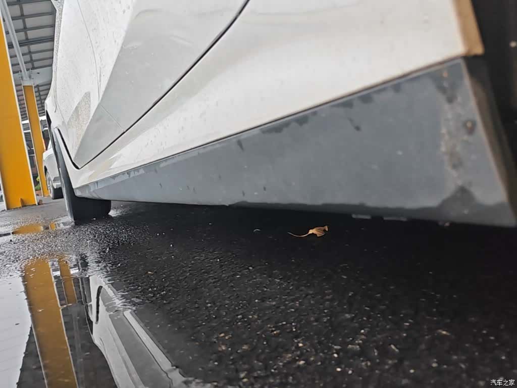 BMW i3, 2024 22