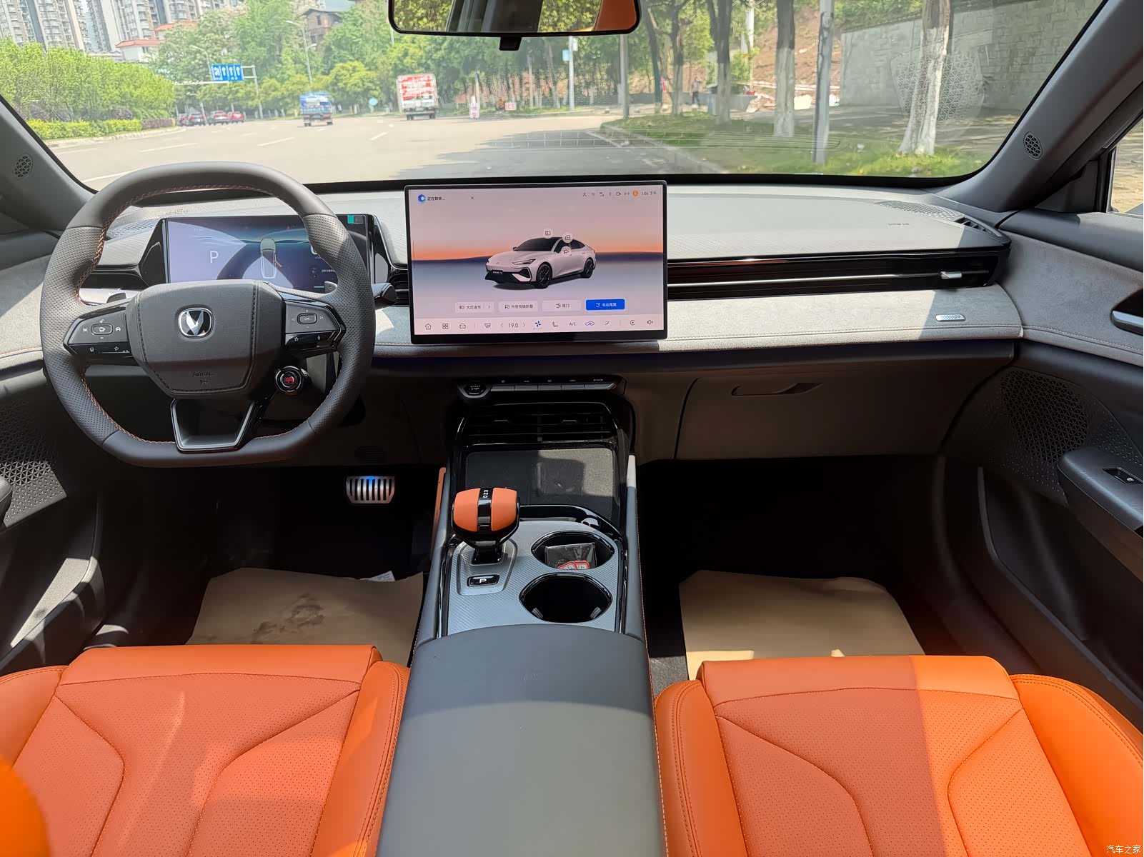 Changan UNI-V, 2025 8