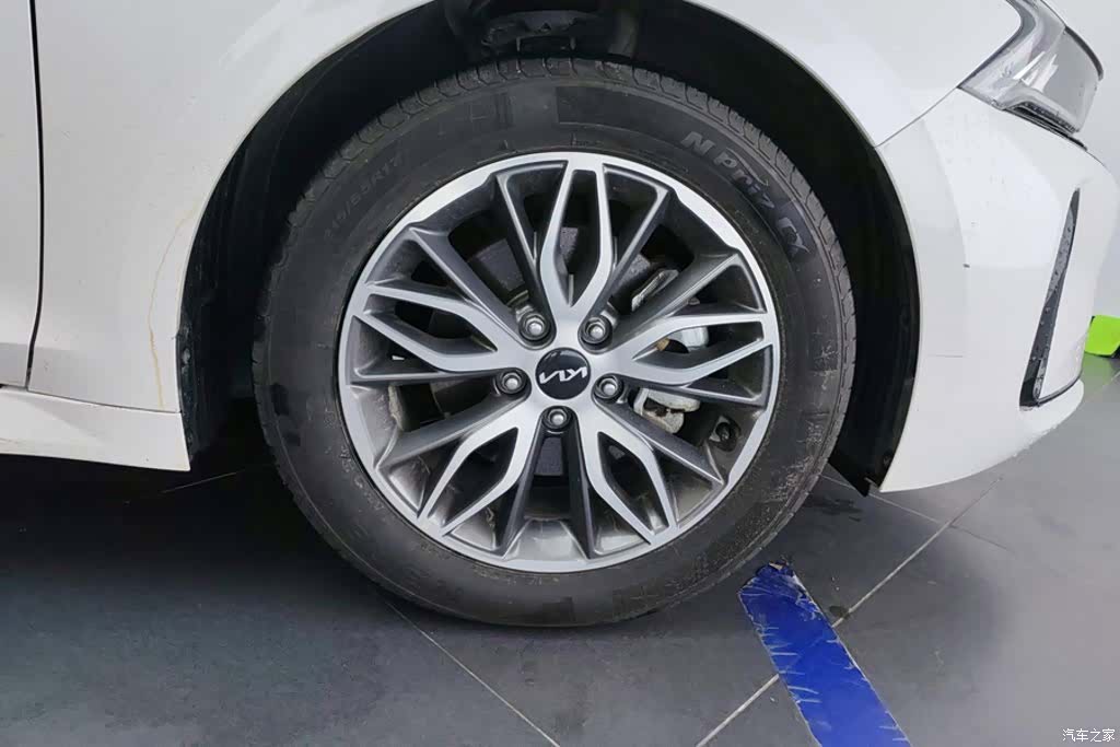 Kia K5, 2024 6