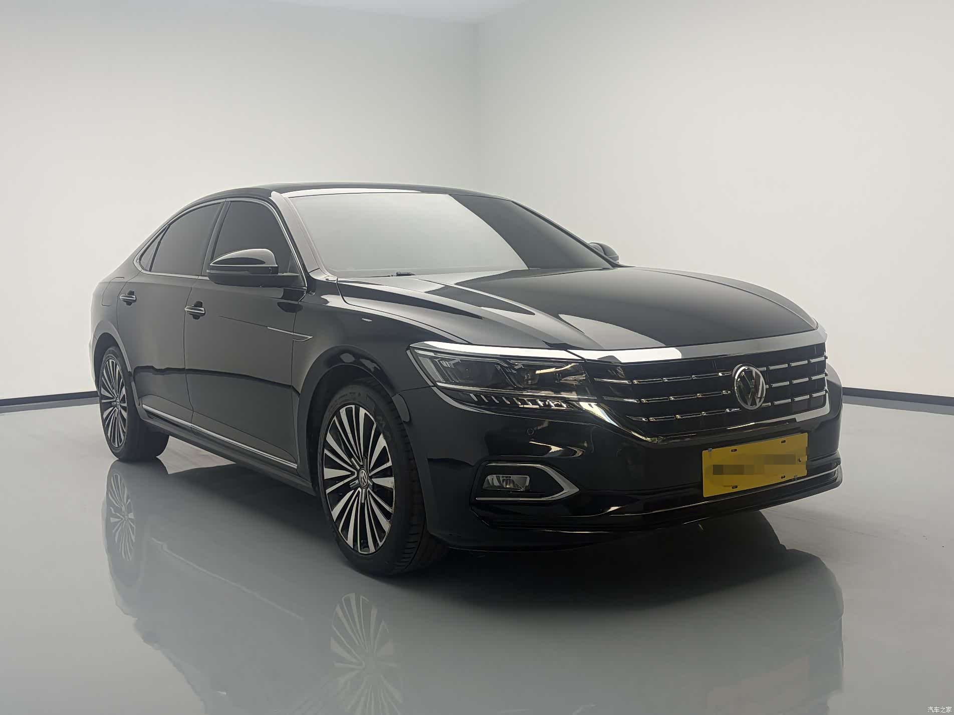 Volkswagen Passat, 2020 3
