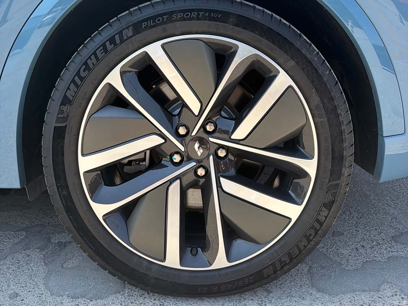 Li Auto L9, 2022 7