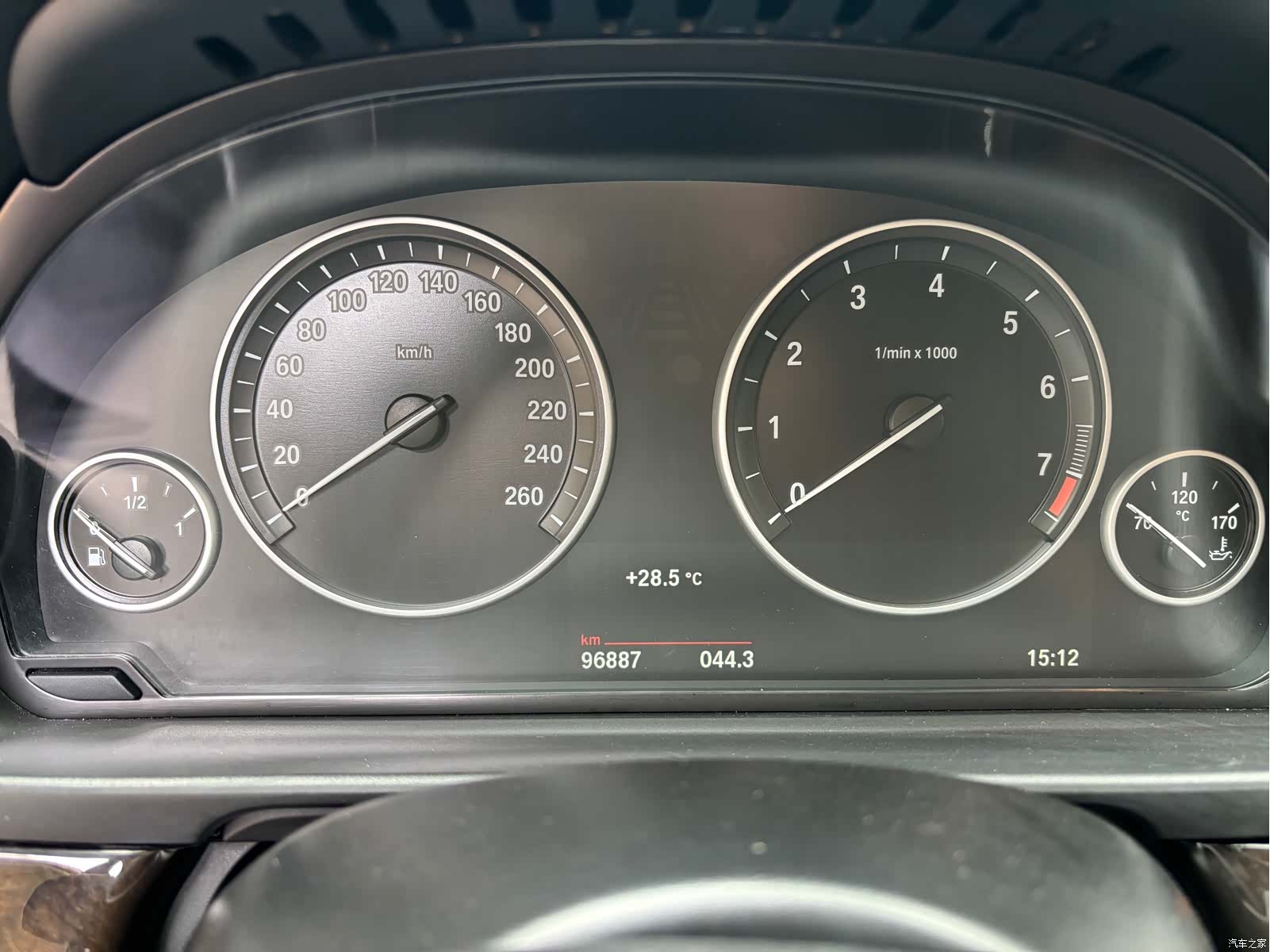 BMW 5 Series, 2017 13