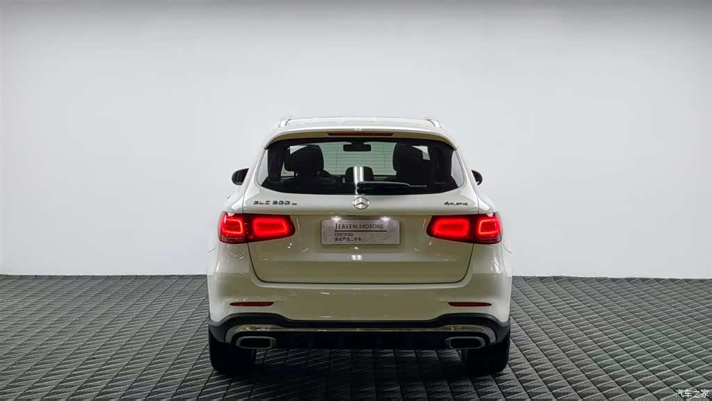 Mercedes-Benz GLC, 2023 все фото