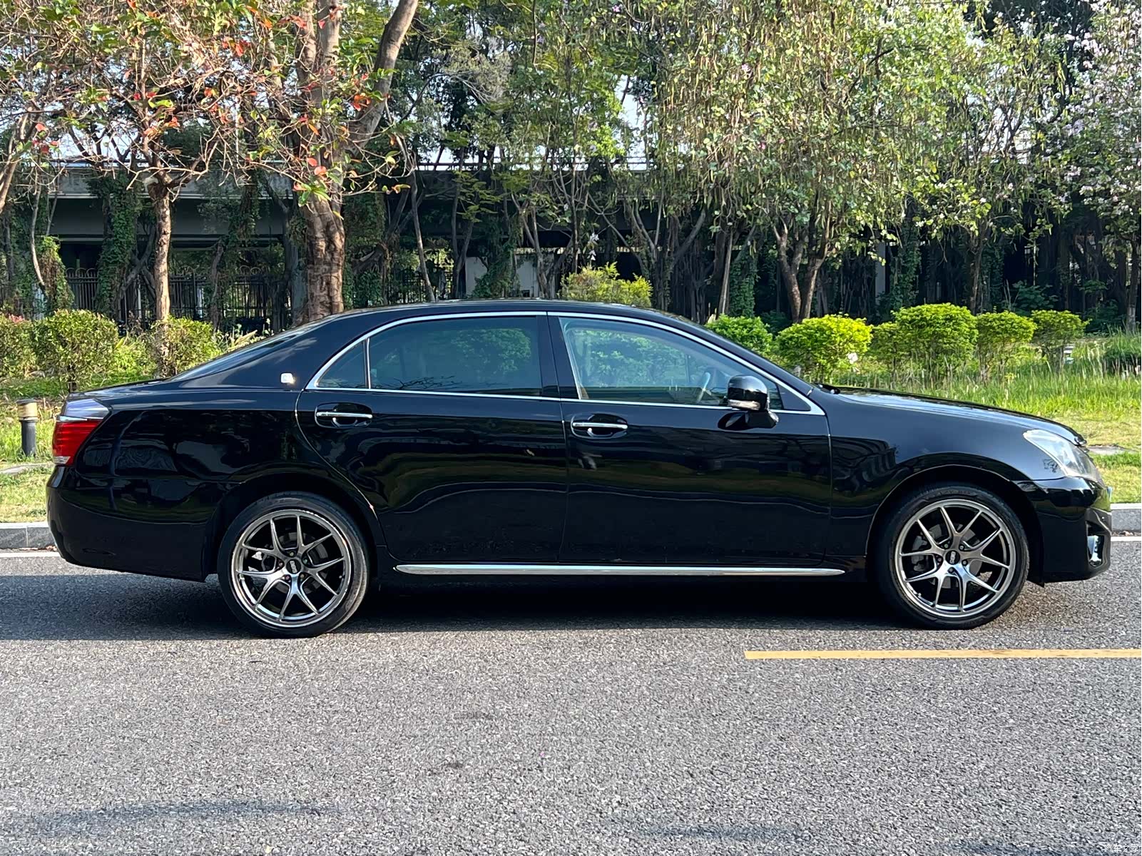 Toyota Crown, 2014 4