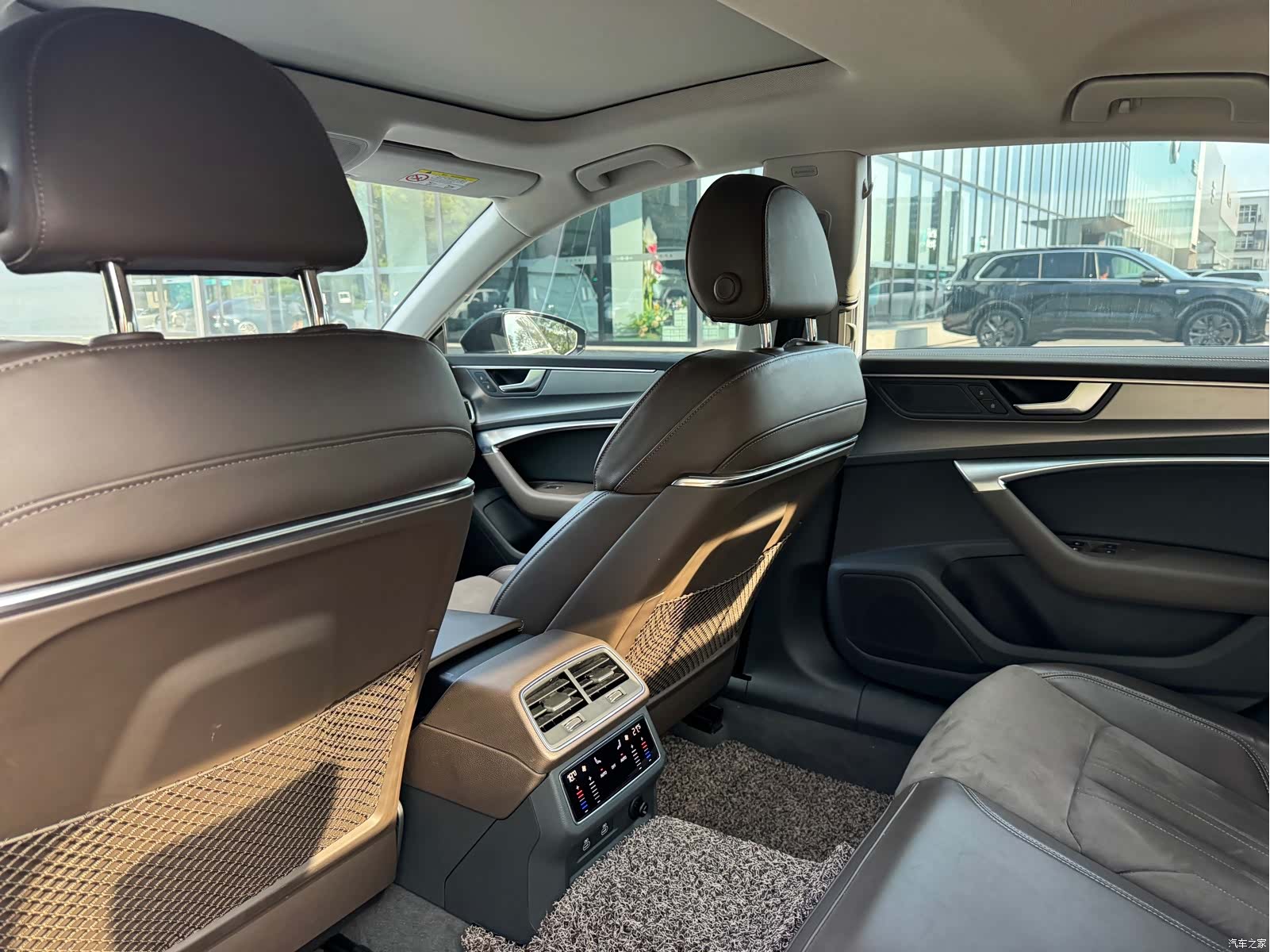 Audi A7L, 2023 9