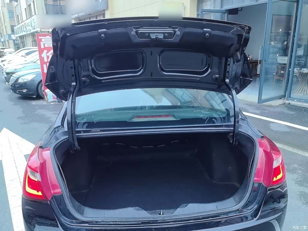 DongFeng L60, 2015 19