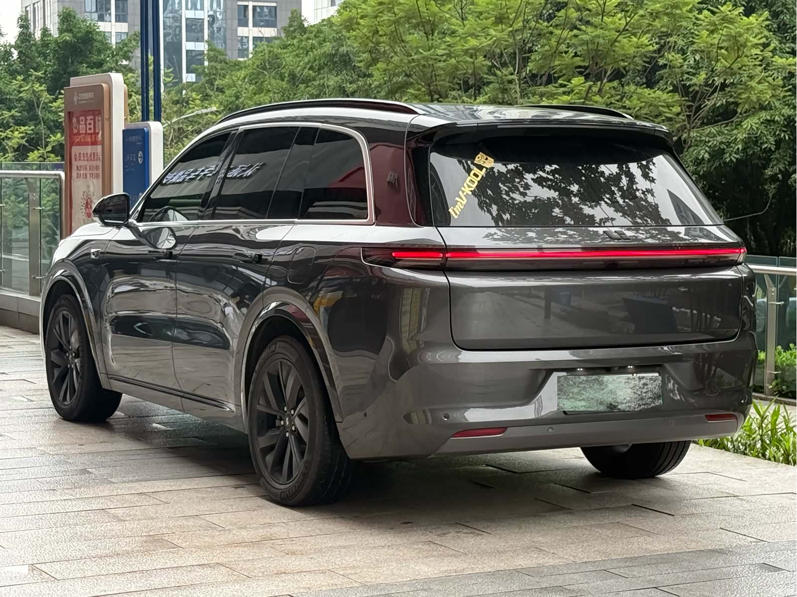 Li Auto L8, 2023 все фото