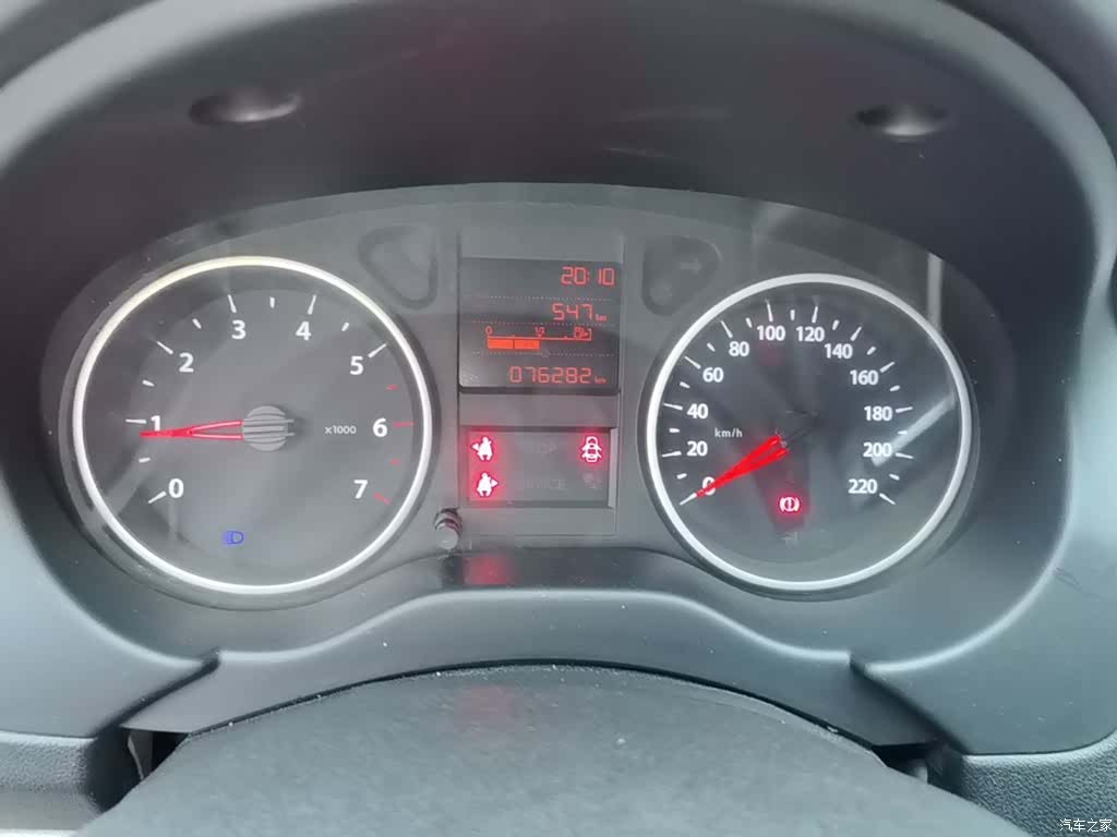 DongFeng L60, 2015 12