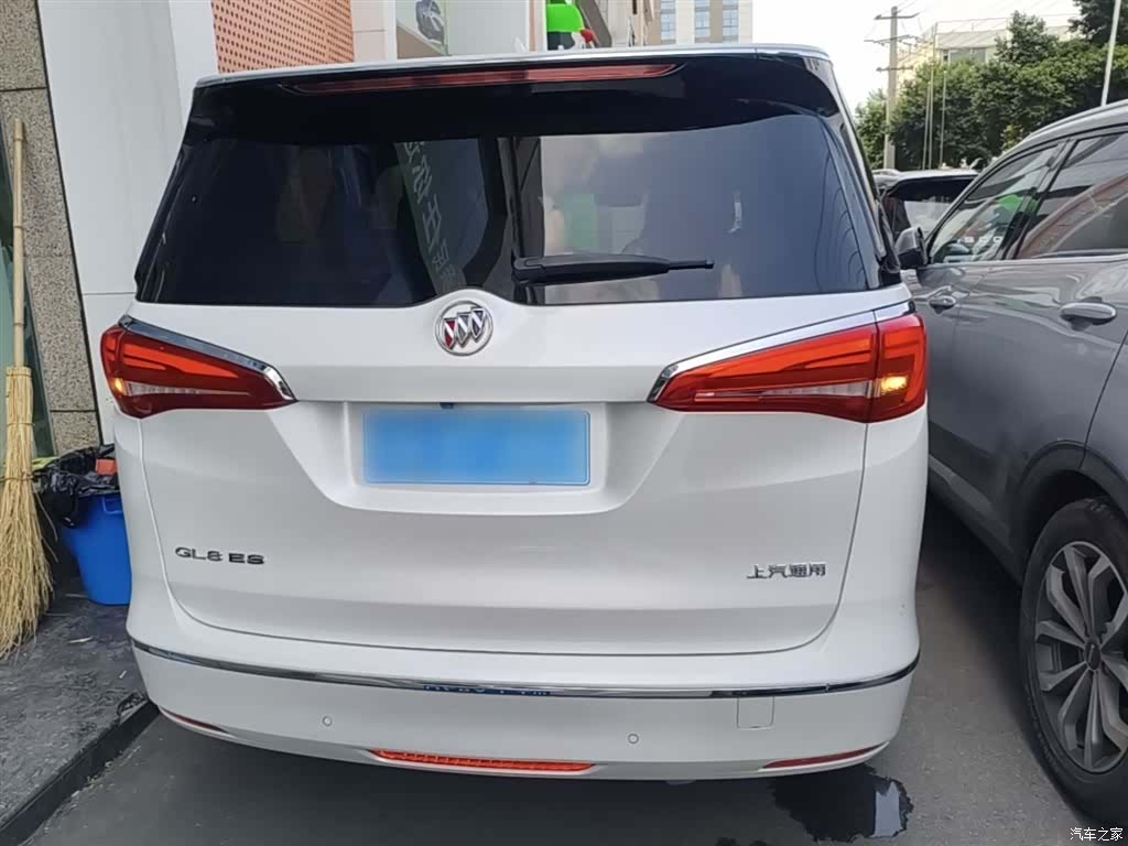 Buick GL8, 2019 6