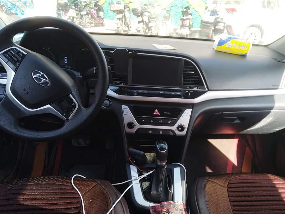 Hyundai Lead
