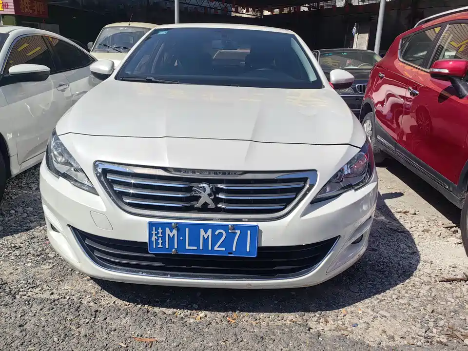 Peugeot 408