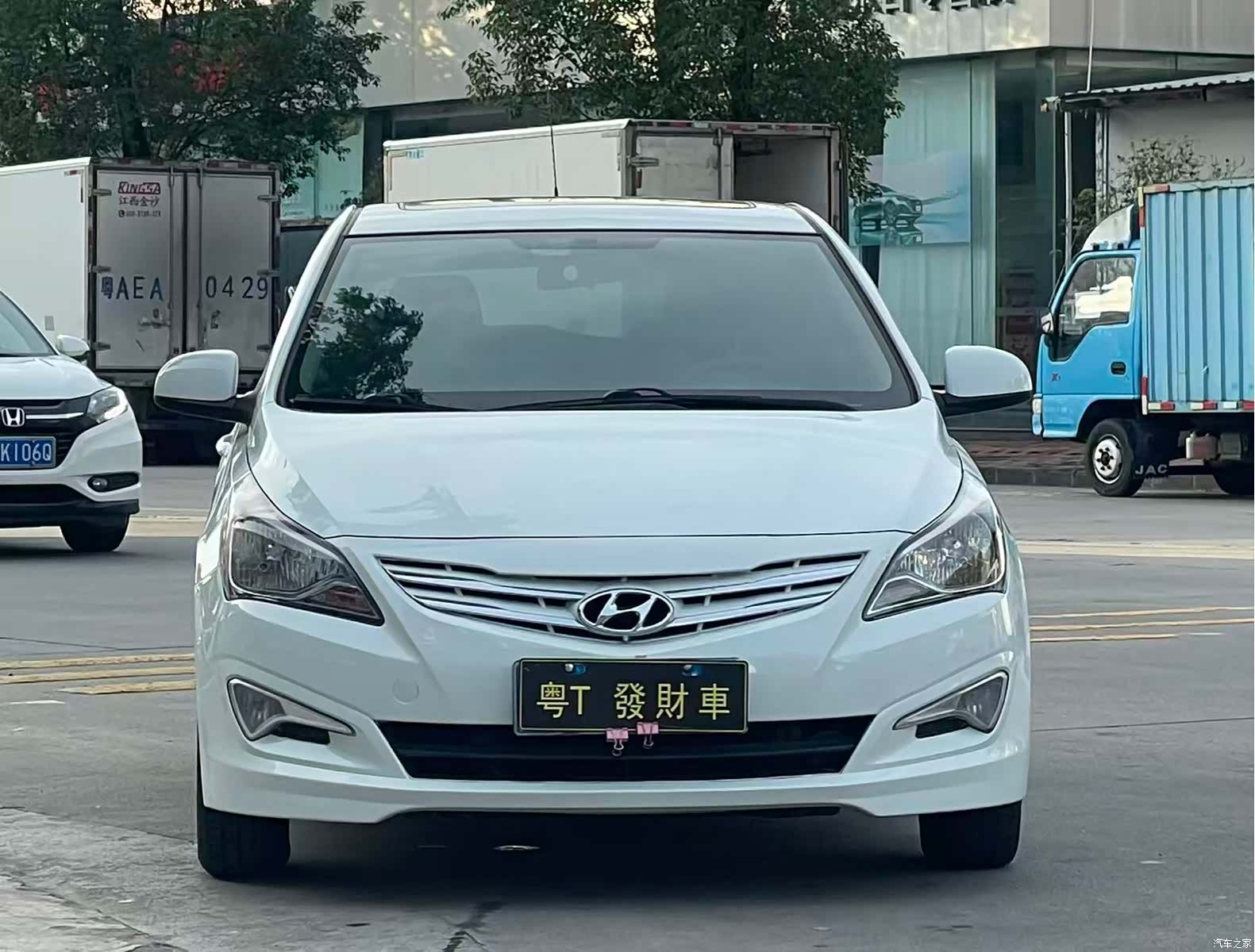 Hyundai GLX, 2016 2