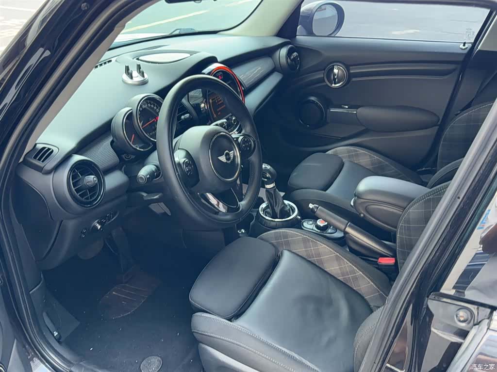 Mini Cooper, 2015 9