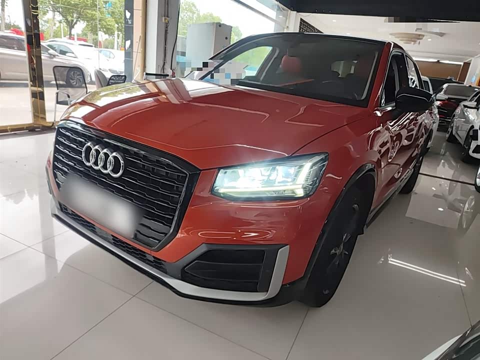 Audi Q2L Audi Q2L