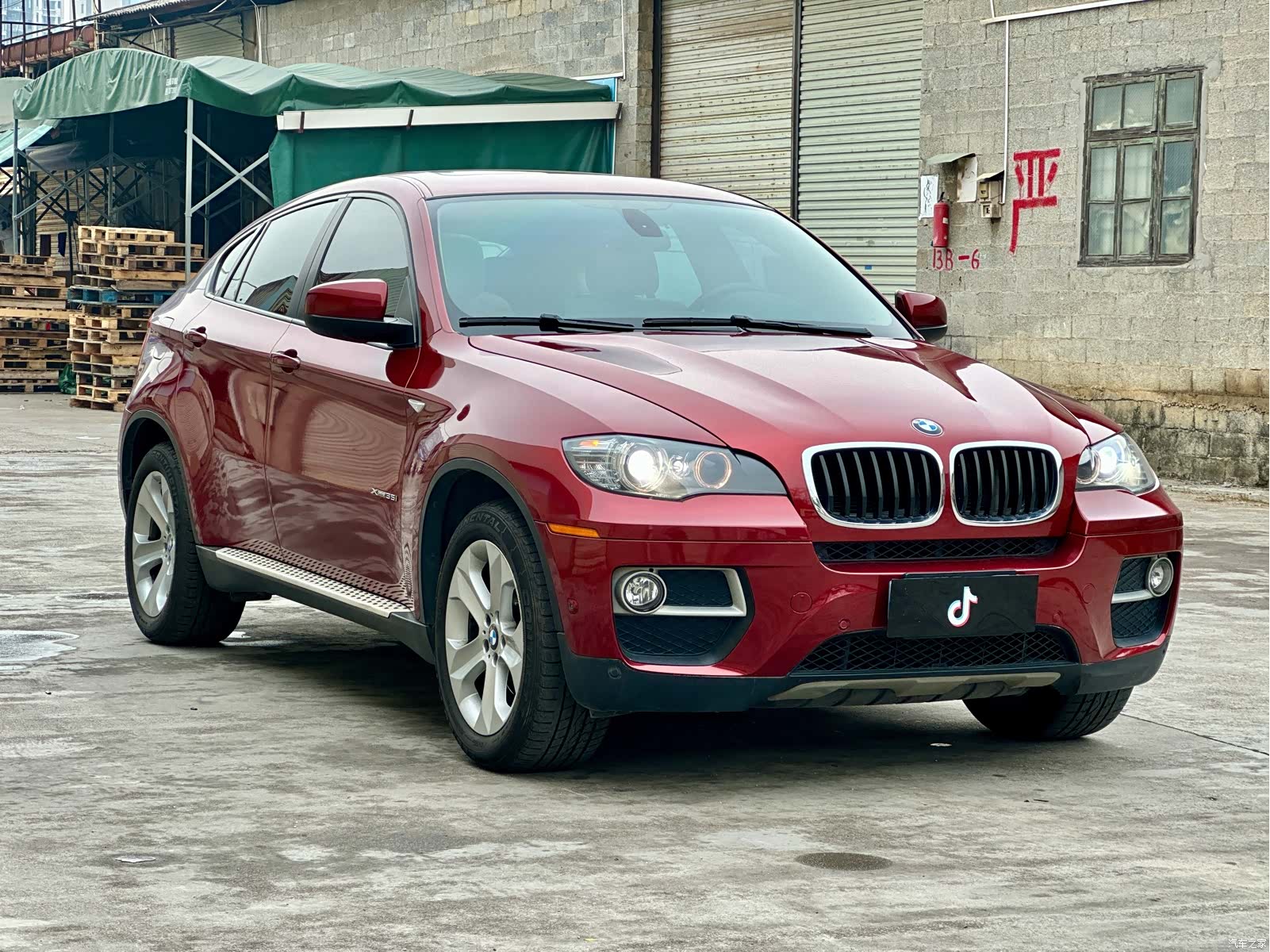 BMW X6, 2013 3