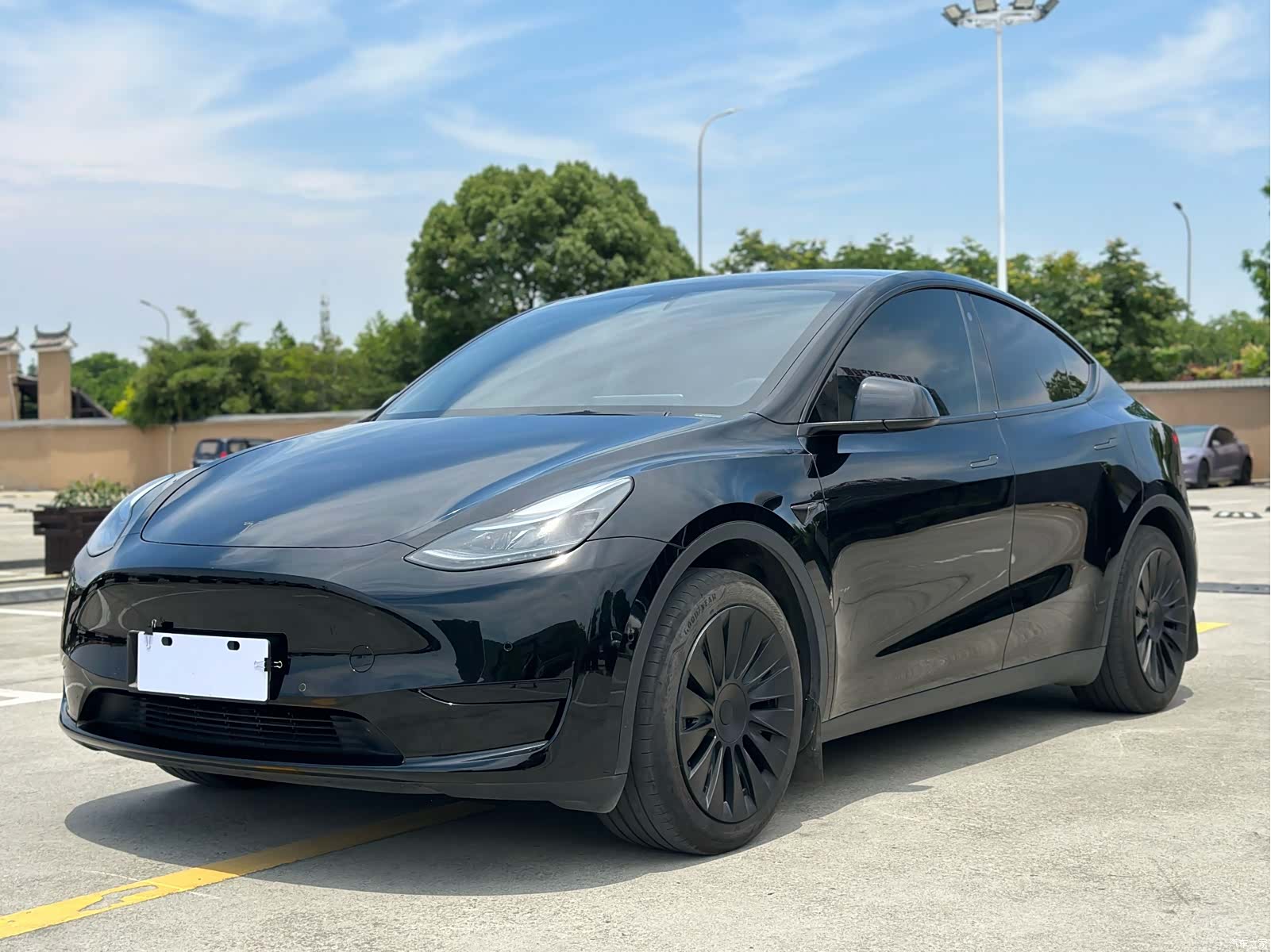 Tesla Model Y, 2024 1