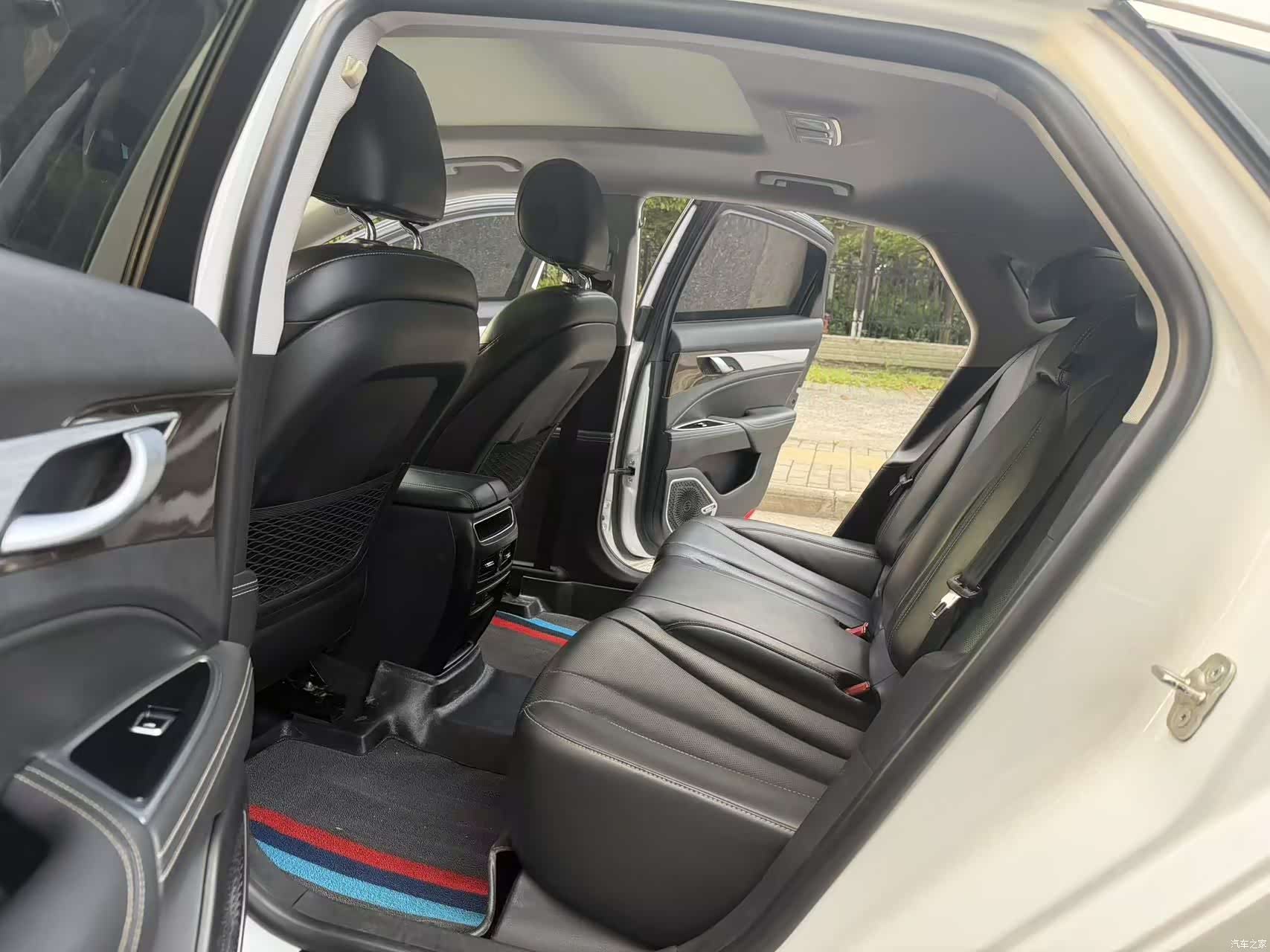 Geely +, 2021 11