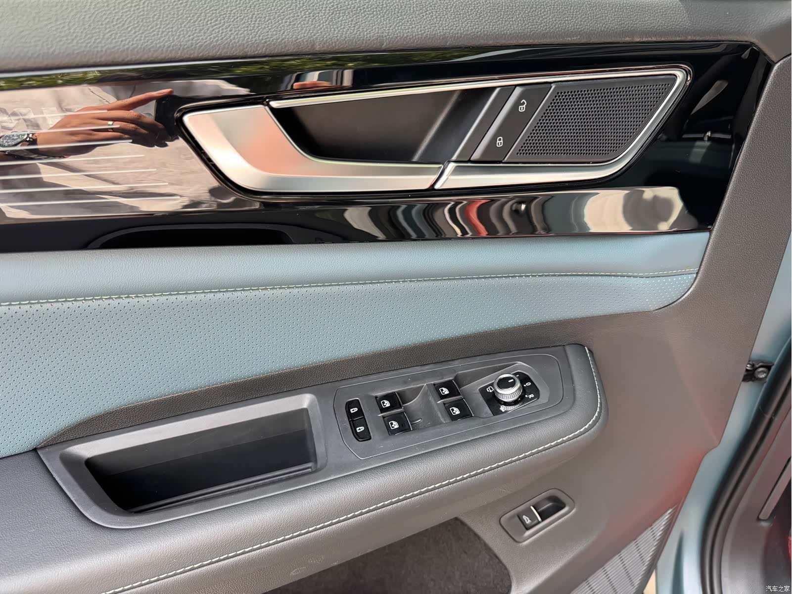 Volkswagen Teramont X, 2022 8
