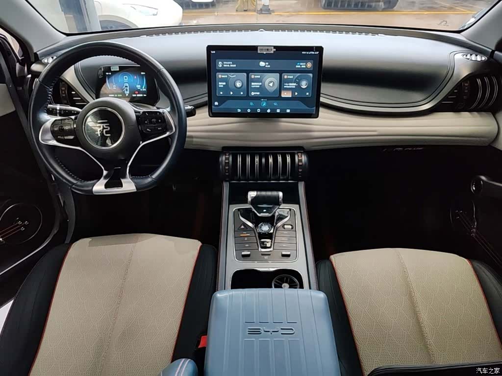 BYD Yuan, 2022 10