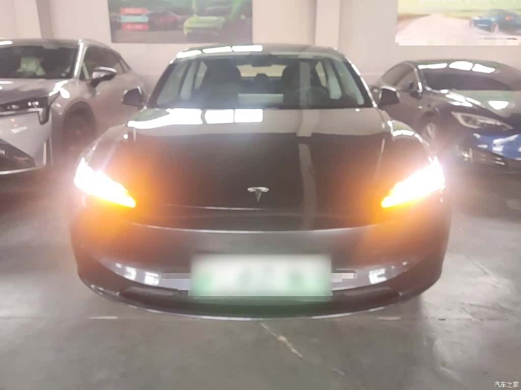Tesla Model 3, 2024 3