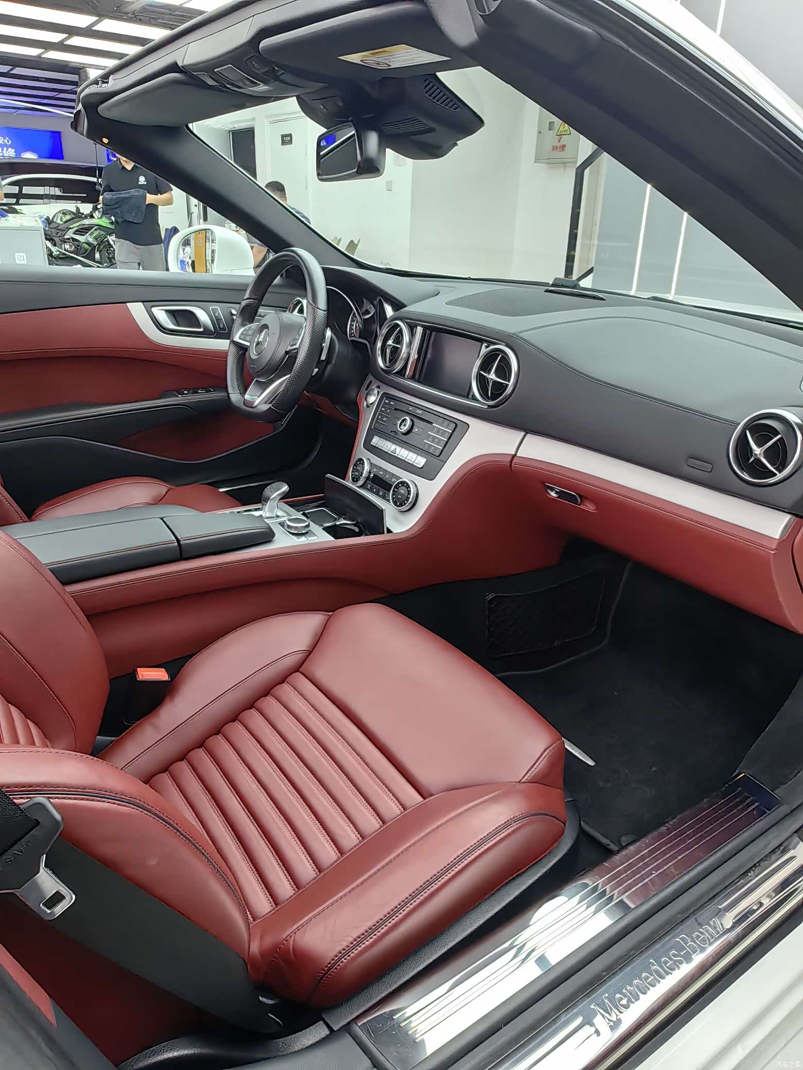 Mercedes-Benz SL, 2017 7