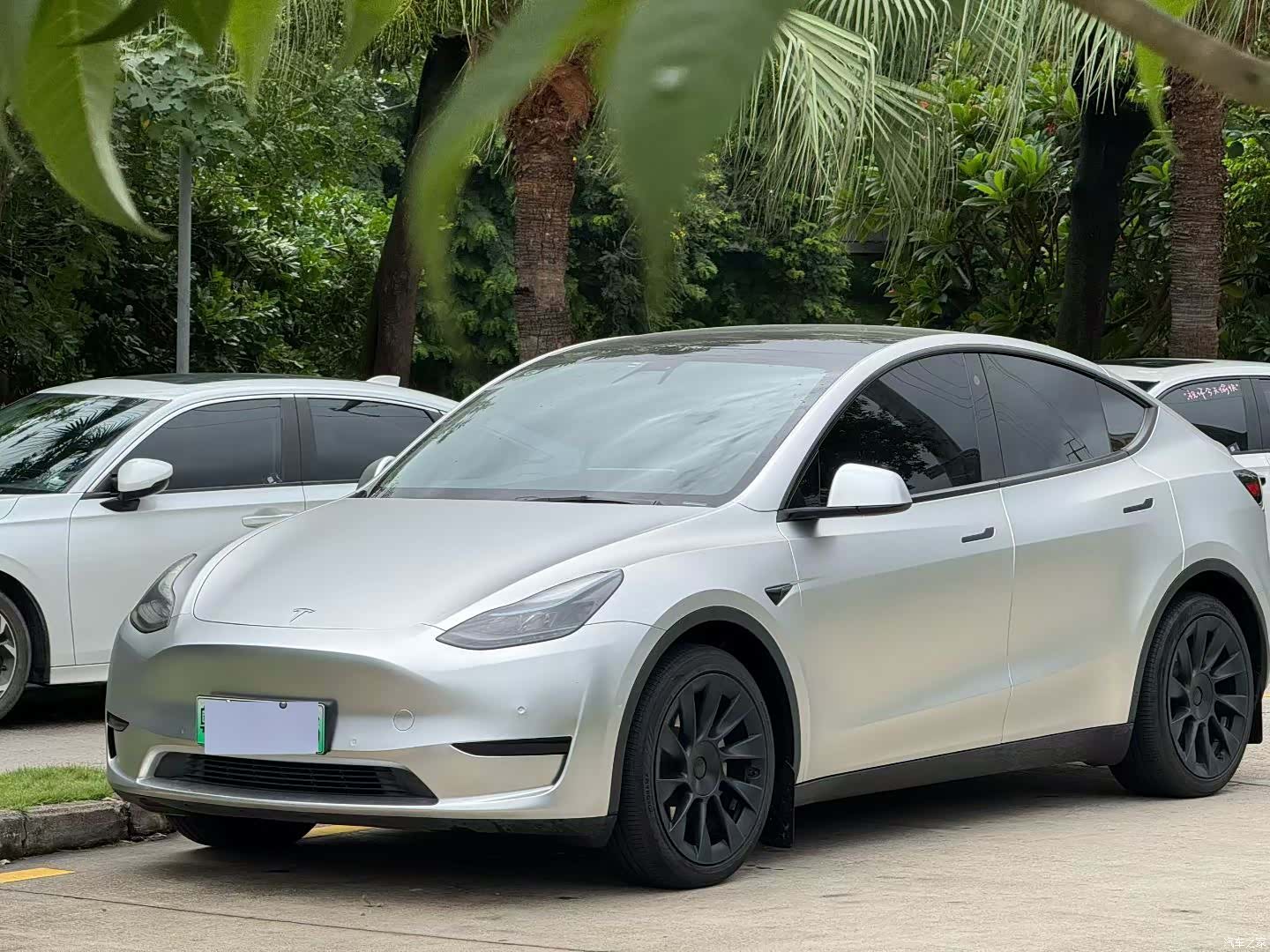Tesla Model Y, 2022 1