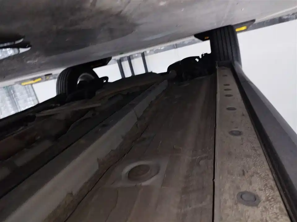 Toyota Corolla Sharp amplifier