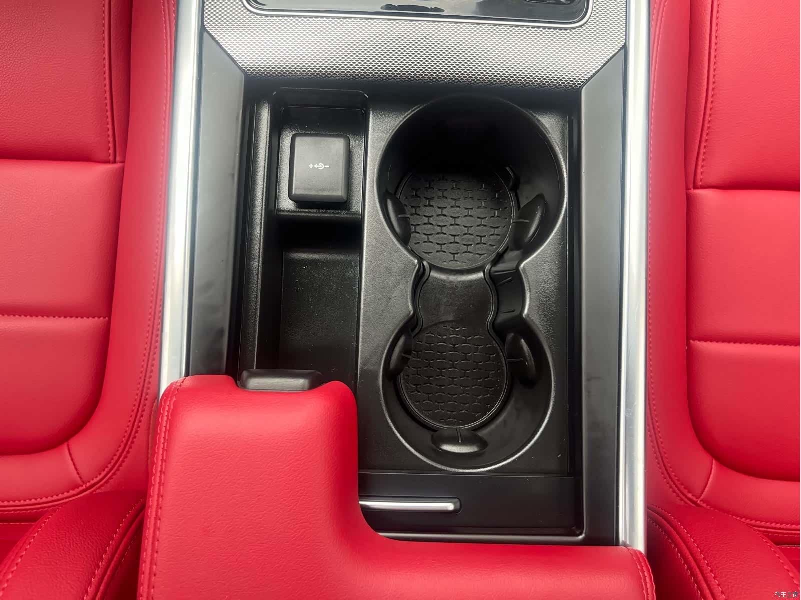 Land Rover XEL, 2023 29