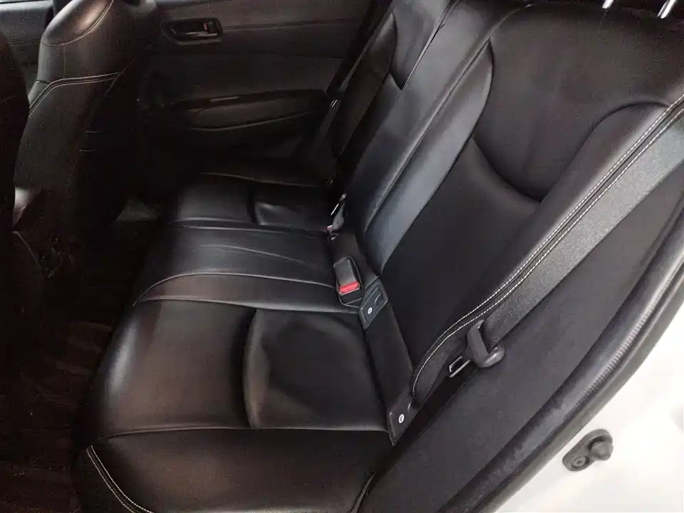 Toyota Corolla Sharp amplifier