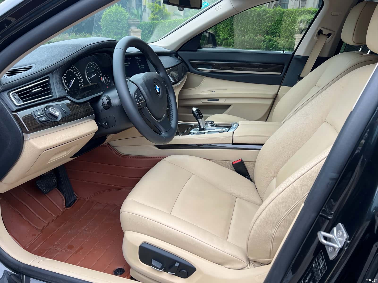 BMW 7 Series, 2014 8