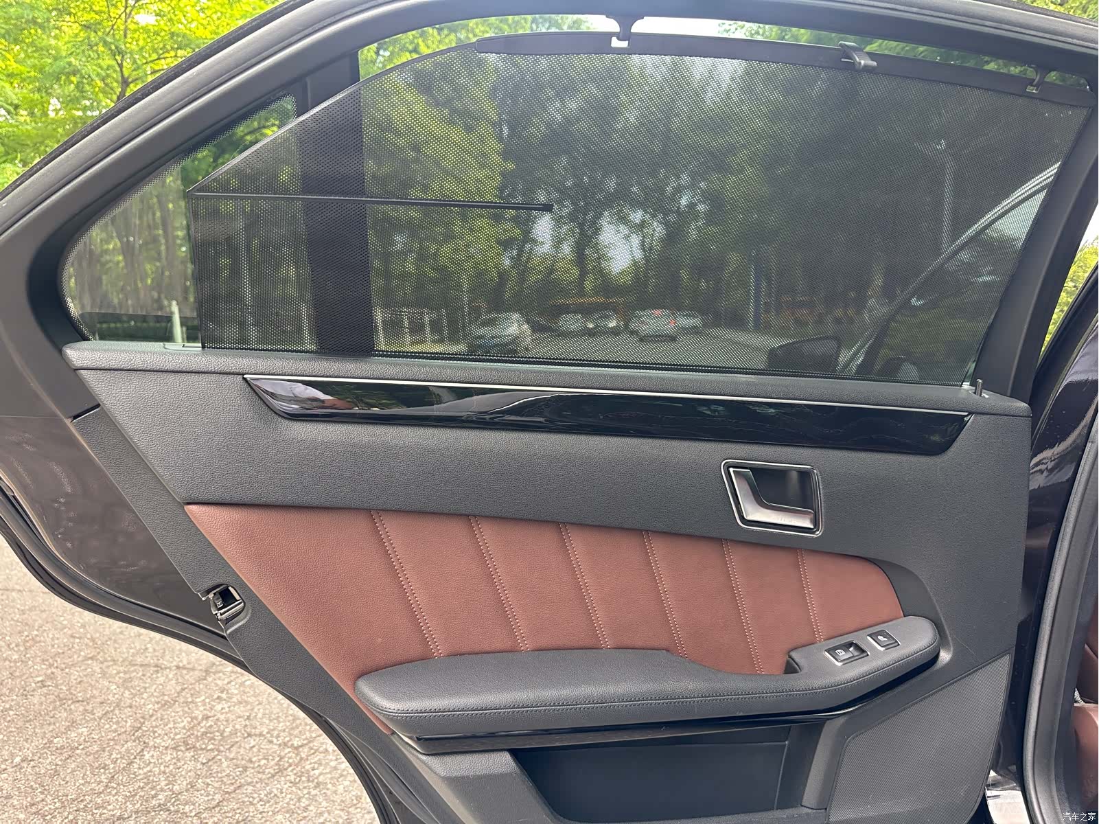 Mercedes-Benz E-Class, 2012 15