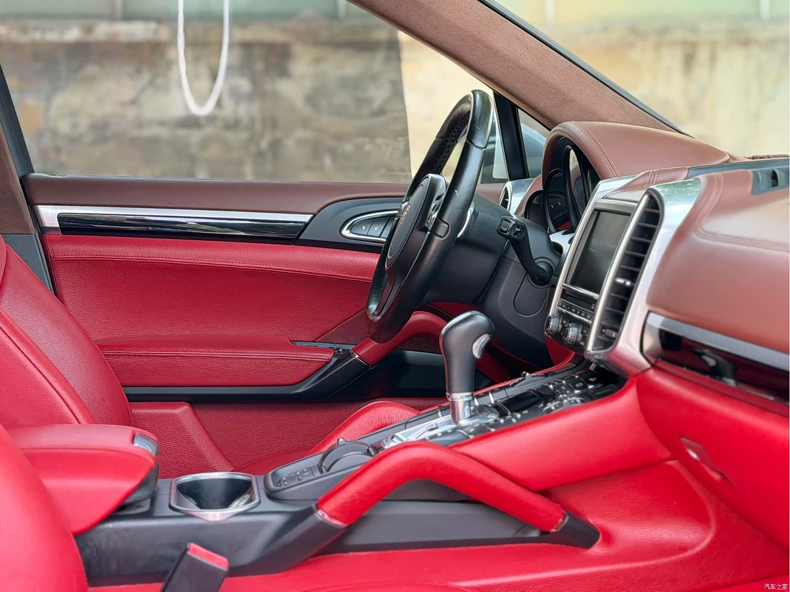 Porsche Cayenne, 2015 9