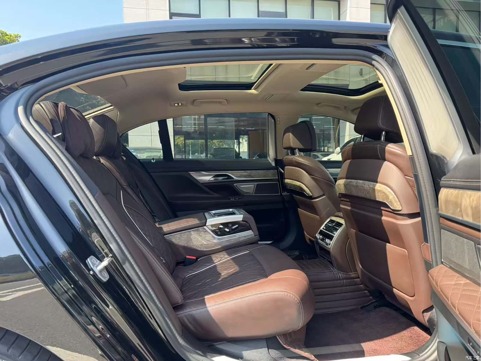 BMW 7 Series, 2021 4