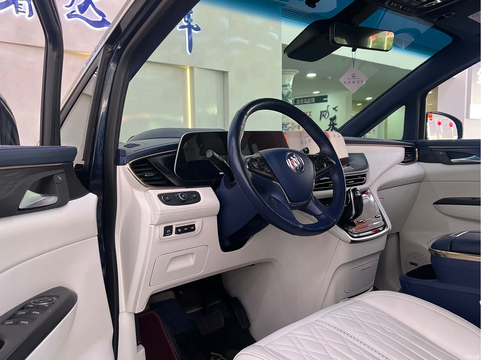 Buick GL8, 2021 14
