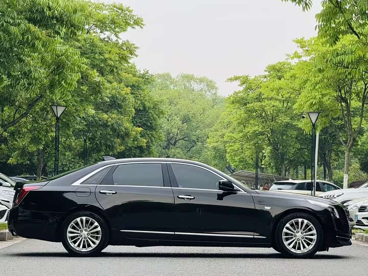 Cadillac CT6 2017 28T Люкс