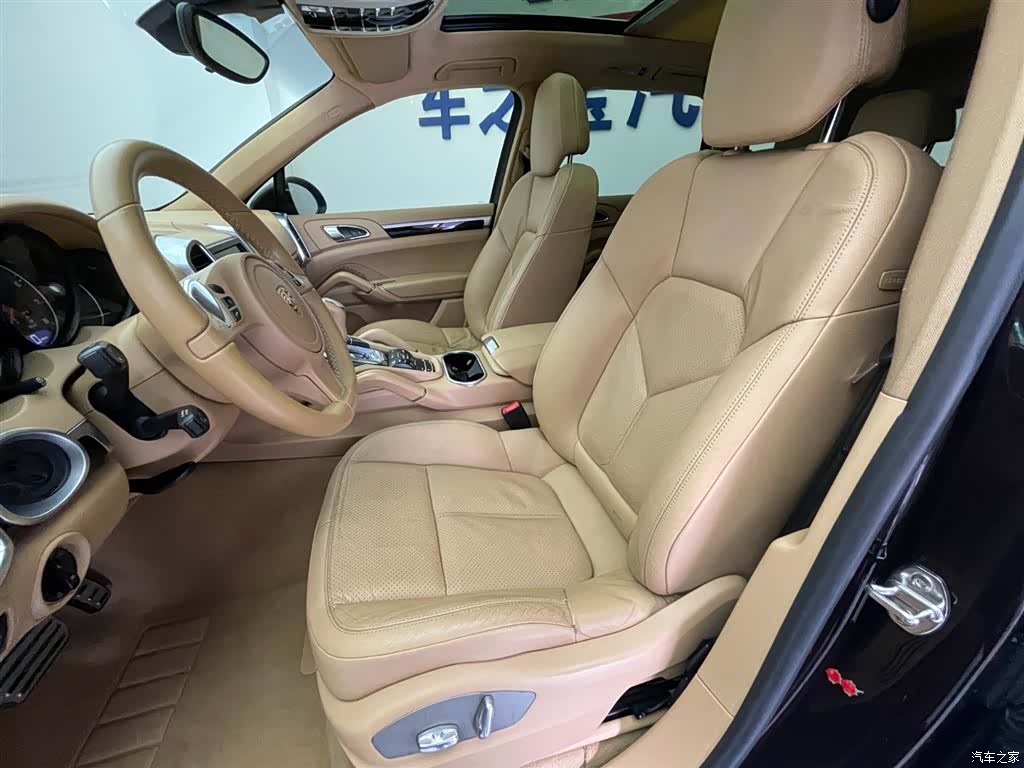 Porsche Cayenne, 2014 19