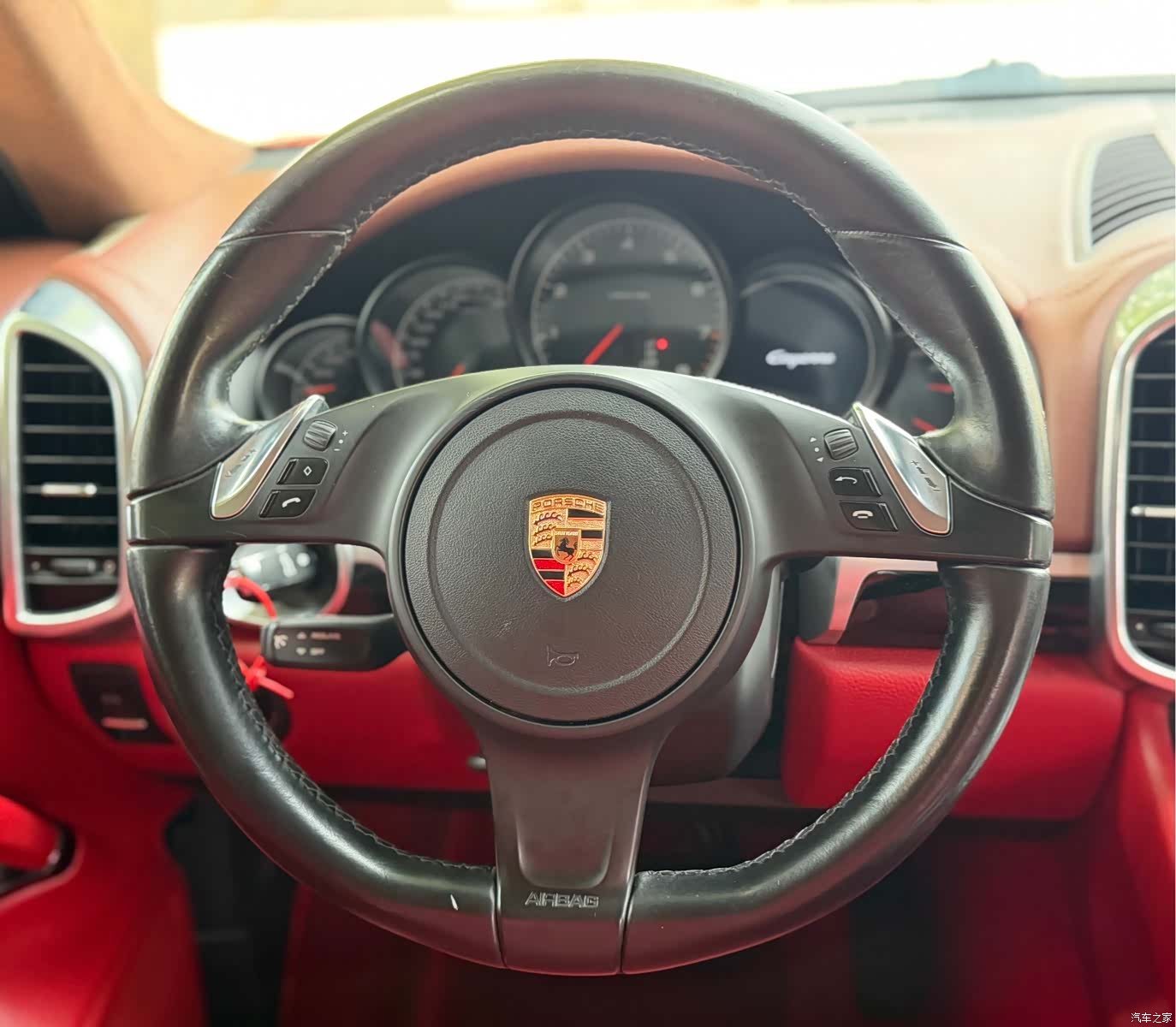 Porsche Cayenne, 2015 12