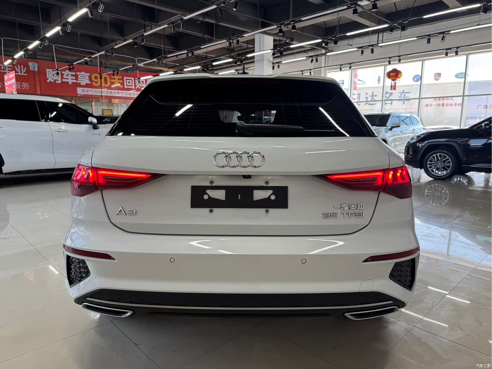 Audi A3, 2022 все фото