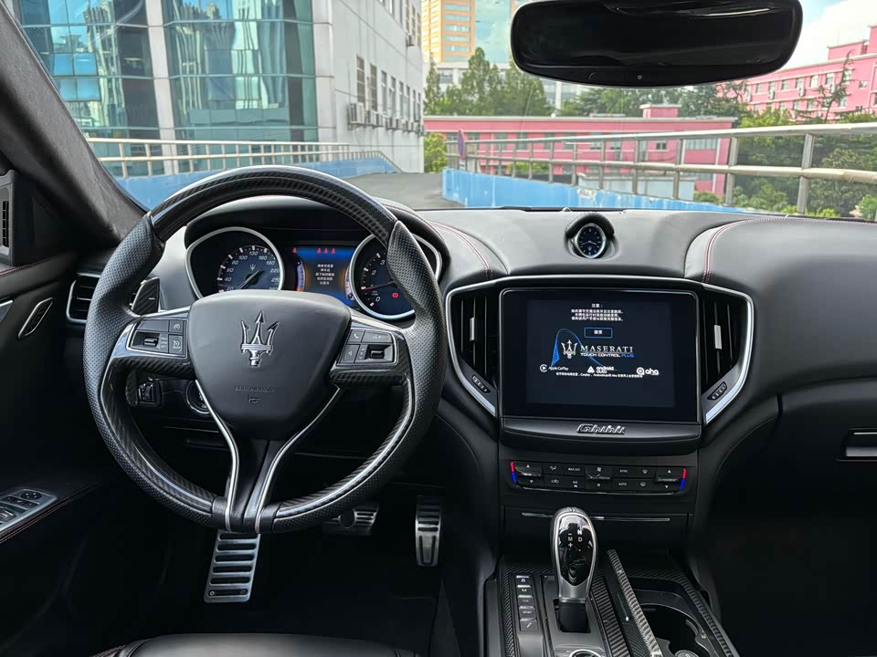 Maserati Ghibli Maserati Ghibli