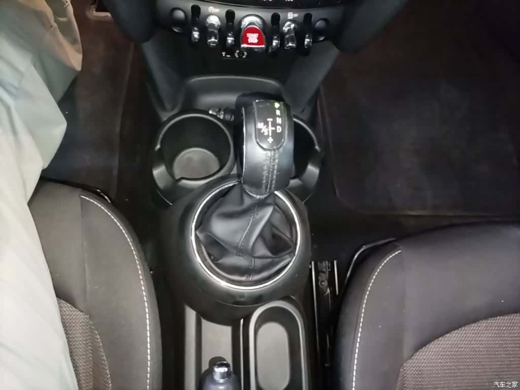 Mini ONE, 2017 14