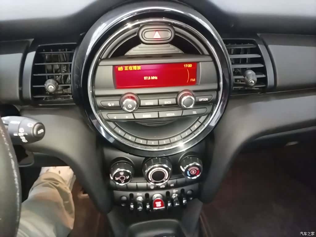 Mini ONE, 2017 13